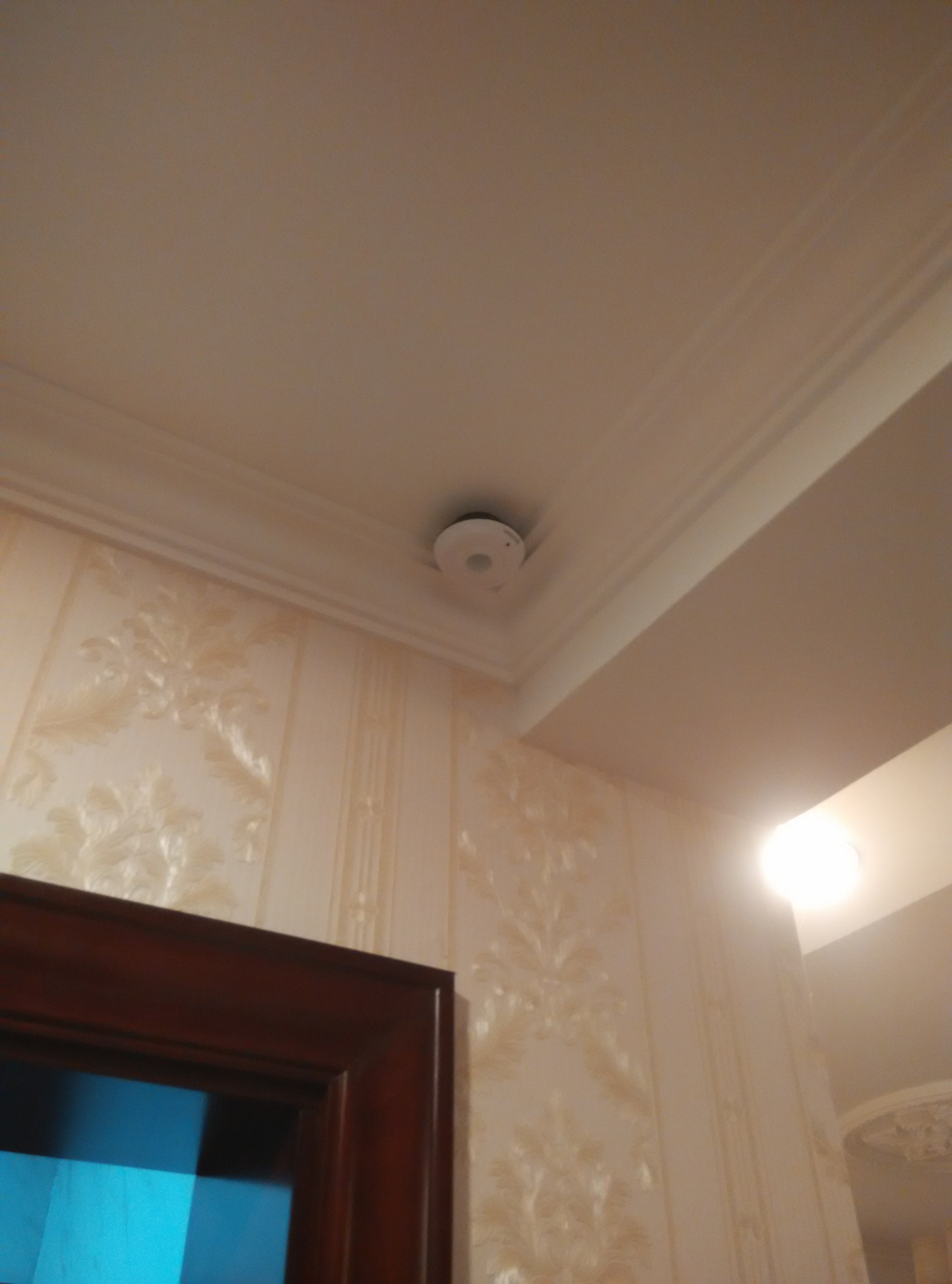 384975335F22AEB345123F09B1BFB3E1